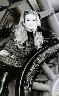 Claudia Schiffer pic #170096