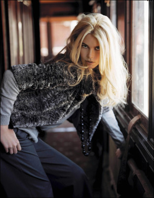 Claudia Schiffer pic #344655