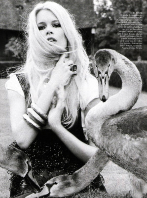 Claudia Schiffer pic #159629