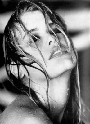 Claudia Schiffer pic #20821