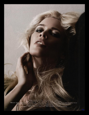 photo 8 in Claudia Schiffer gallery [id71229] -0001-11-30 00:00:00