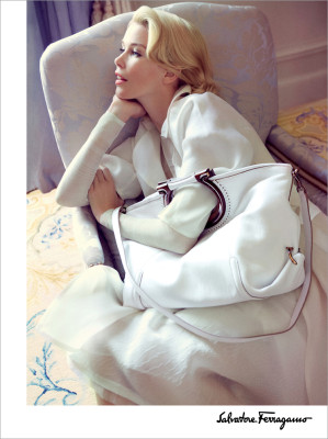 Claudia Schiffer pic #227705