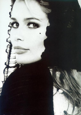 Claudia Schiffer pic #515730