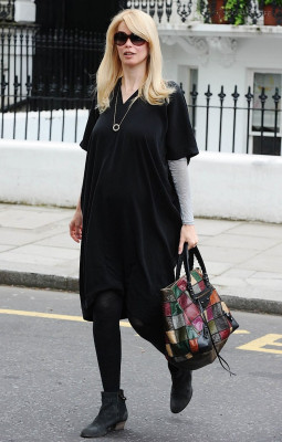 Claudia Schiffer pic #258676