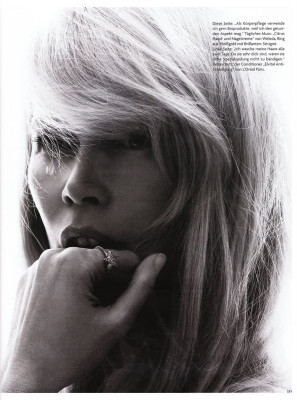 Claudia Schiffer pic #258702