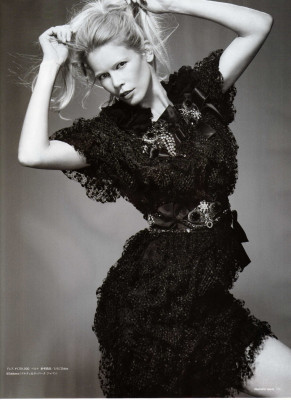 Claudia Schiffer pic #138321
