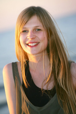 Clemence Poesy pic #226442