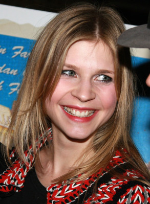 Clemence Poesy pic #246523