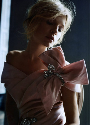 Clemence Poesy pic #223001
