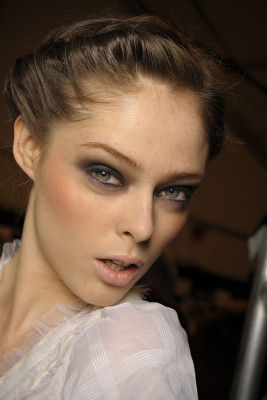 photo 3 in Coco Rocha gallery [id212734] 2009-12-11 00:00:00