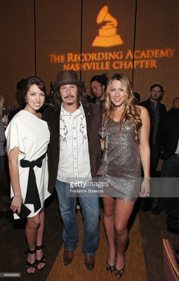 photo 5 in Colbie Caillat gallery [id923748] 2017-04-12 00:00:00