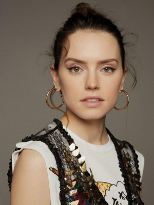 photo 24 in Daisy Ridley  gallery [id994802] 2018-01-03 00:00:00