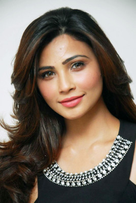 photo 19 in Daisy Shah gallery [id1077190] 2018-10-30 00:00:00