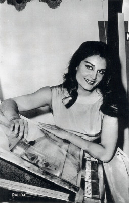 Dalida pic #1350892
