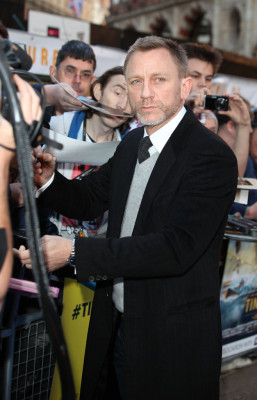photo 24 in Daniel Craig gallery [id416487] 2011-11-08 00:00:00