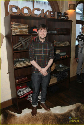 photo 4 in Daniel Radcliffe gallery [id590916] 2013-04-02 00:00:00