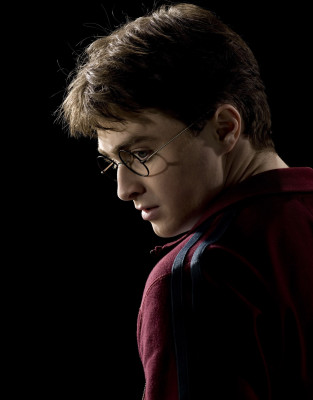photo 12 in Daniel Radcliffe gallery [id593298] 2013-04-10 00:00:00