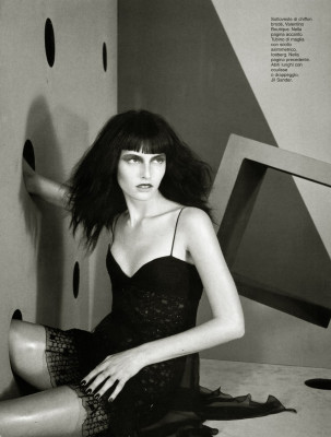 Danielle Zinaich pic #1193885