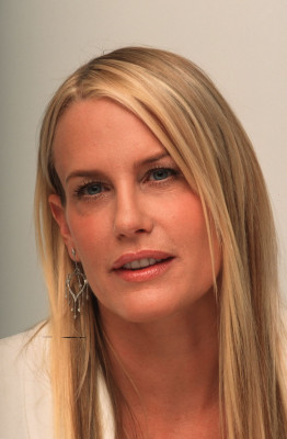 Daryl Hannah pic #96628
