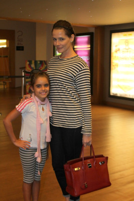 photo 14 in Deborah Secco gallery [id512362] 2012-07-19 00:00:00