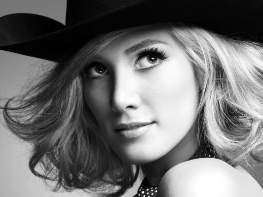 Delta Goodrem pic #121518