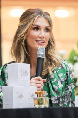 Delta Goodrem pic #923895