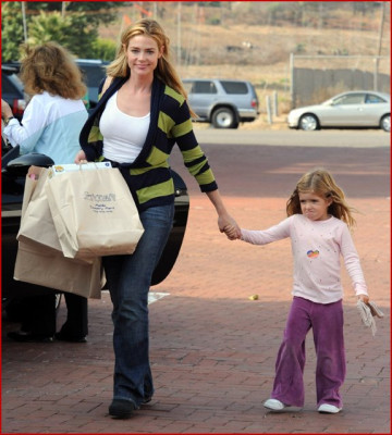 Denise Richards pic #257374