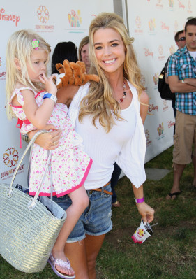 Denise Richards pic #241235