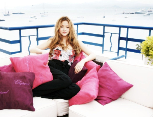 photo 21 in Devon Aoki gallery [id353274] 2011-03-07 00:00:00