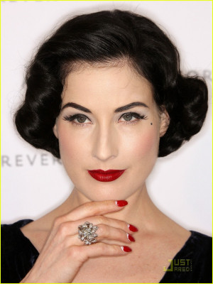 Dita Von Teese pic #135109