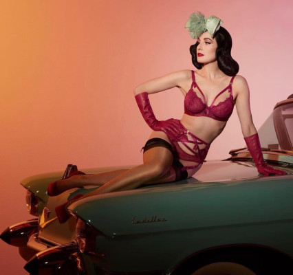 photo 18 in Dita Von Teese gallery [id1254980] 2021-05-04 00:00:00