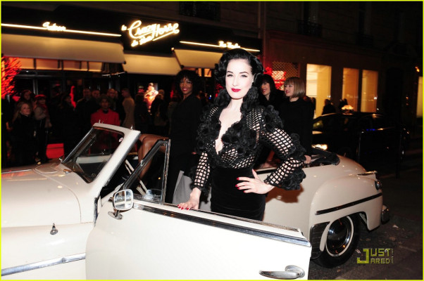 Dita Von Teese pic #134379