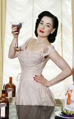 Dita Von Teese pic #174084