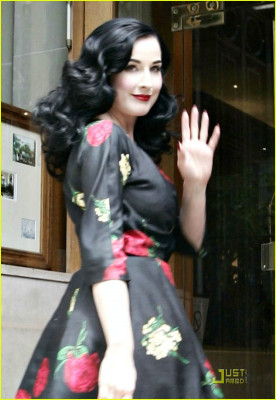 Dita Von Teese pic #106709