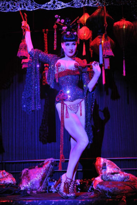 Dita Von Teese pic #300369