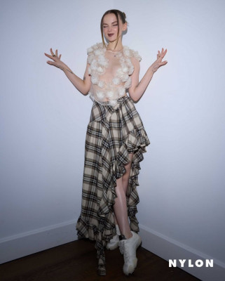 photo 10 in Dove Cameron gallery [id1368734] 2025-04-03 00:00:00