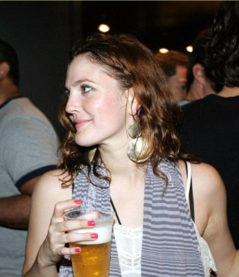 Drew Barrymore pic #130807
