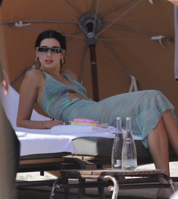 Dua Lipa pic #1296529