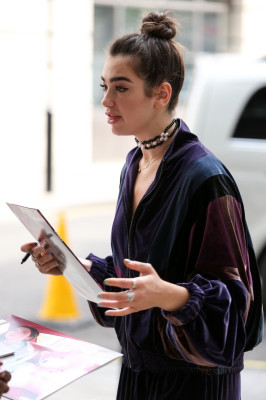 Dua Lipa pic #939617