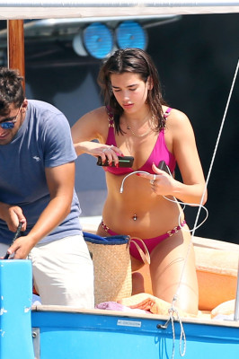 Dua Lipa pic #961865