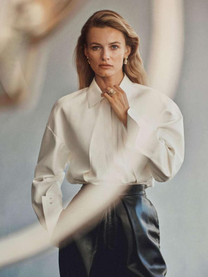 Edita Vilkeviciute pic #1350275