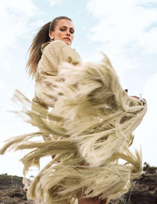 Edita Vilkeviciute pic #1096140