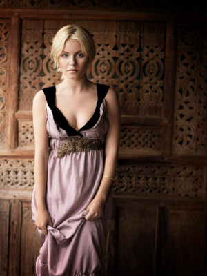 Elisha Cuthbert pic #106154