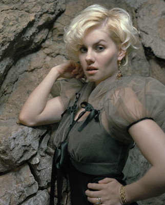 photo 9 in Elisha Cuthbert gallery [id627296] 2013-08-25 00:00:00