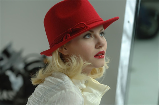 photo 14 in Elisha Cuthbert gallery [id132132] 2009-02-09 00:00:00