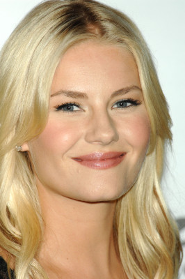 photo 8 in Elisha Cuthbert gallery [id396770] 2011-08-10 00:00:00