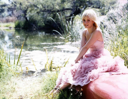 Elisha Cuthbert pic #75303