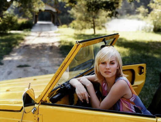 Elisha Cuthbert pic #75305