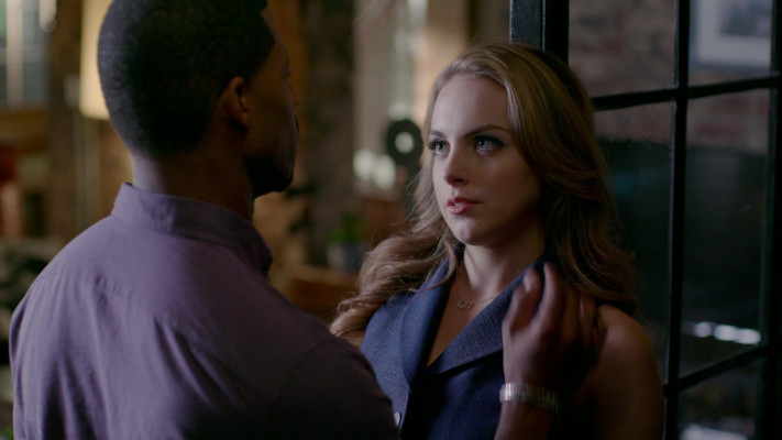 Elizabeth Gillies pic #1215715