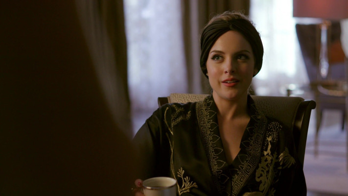 Elizabeth Gillies pic #1215712